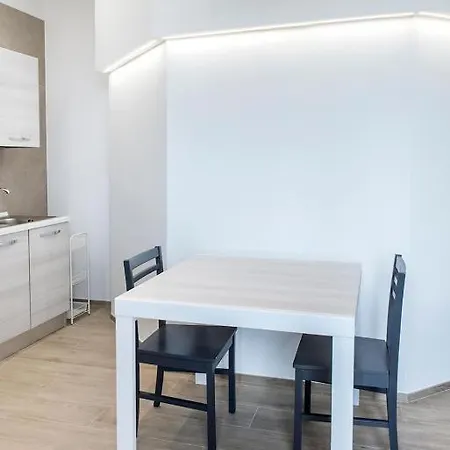 P011 - Porto Recanati, Nuovo Monolocale Fronte Mare Apartmán *